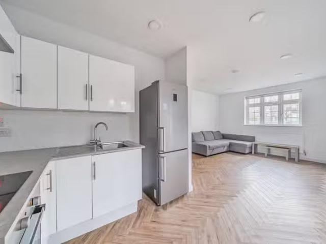 House for rent in London Borough of Merton, Mitcham