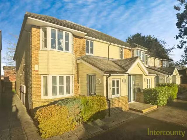 House for rent in Bentfield, Duton Hill