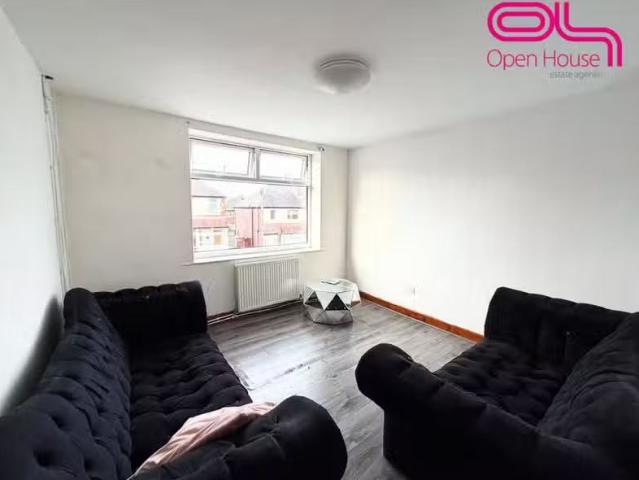 Apartment for rent in Lee Bank, Greater Manchester