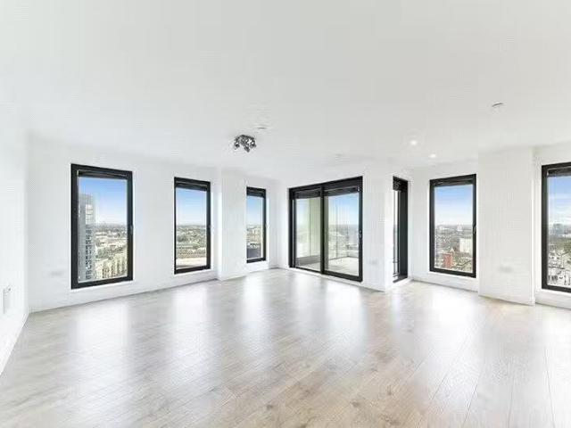 Apartment for rent in Stratford Marsh, Greater London