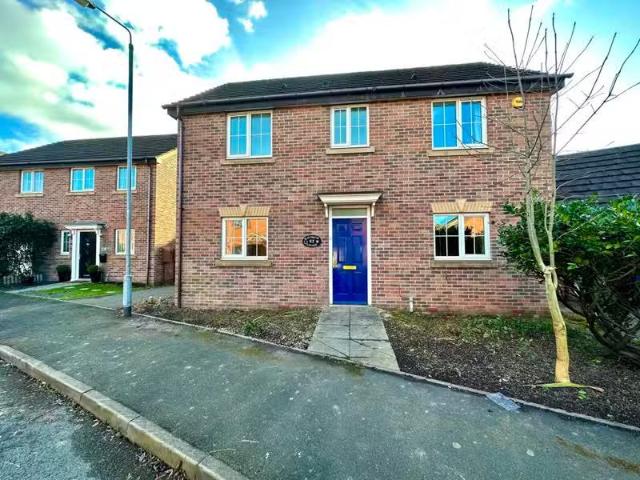 House for rent in Kettlebrook, Staffordshire