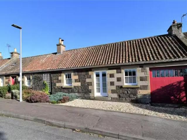 House for rent in Luthrie, Scotland