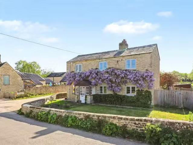 House for rent in Evershot, Oxfordshire