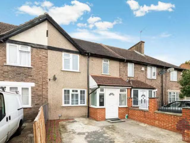 House for rent in London Borough of Merton, Mitcham