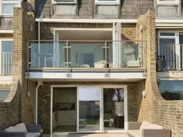 House for rent in Rustington, Clapham