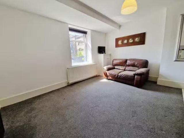 Apartment for rent in Four Lane Ends, Blackburn