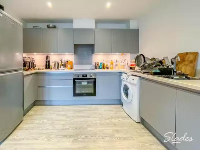 Apartment for rent in Norbiton, Greater London