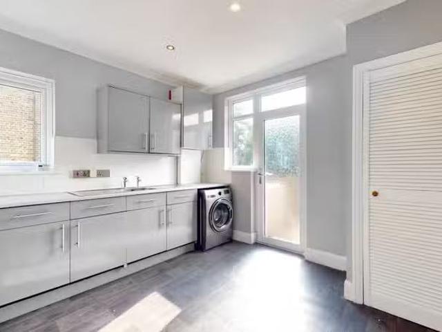 House for rent in Elmers End, Greater London