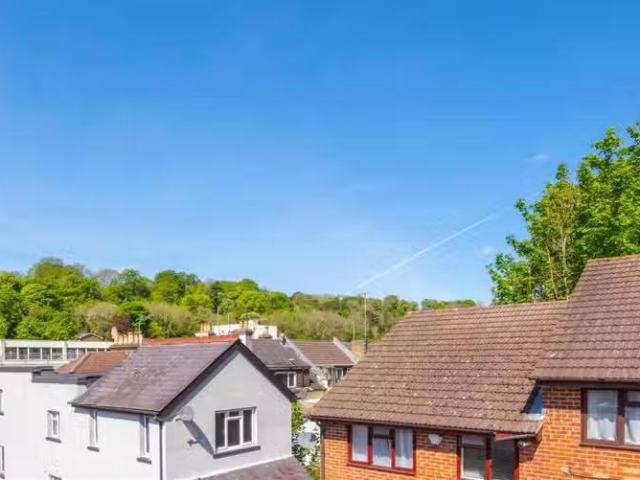 House for rent in London Borough of Ealing, Perivale