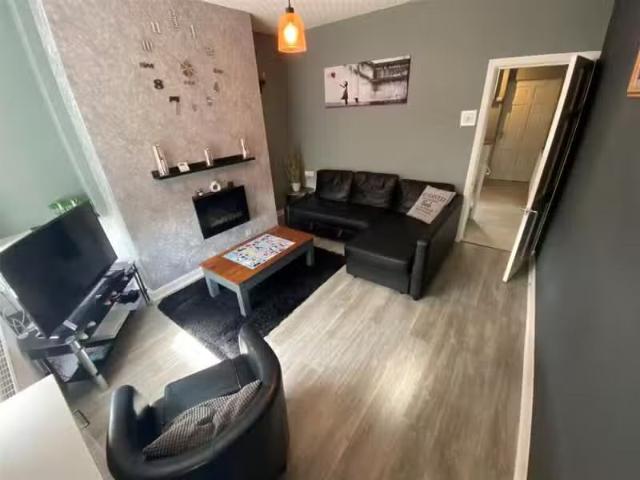 House for rent in Middlebrook, Lee Bank