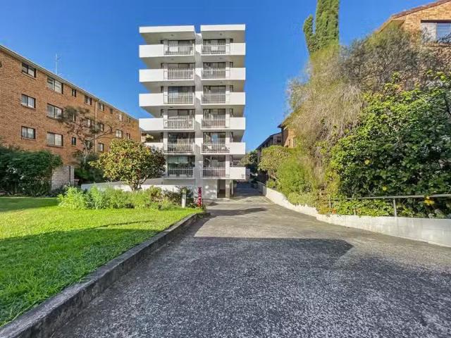House for rent in Wollongong West, New South Wales