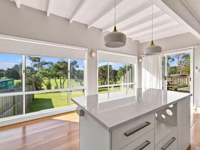 House for rent in Greens Beach, Tasmania