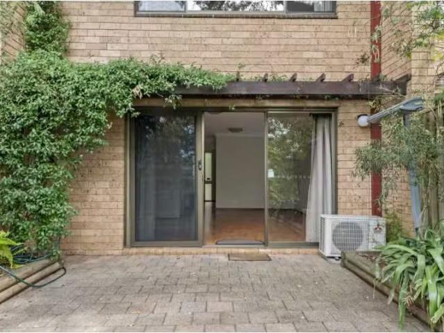 Condo for rent in Sydney, New South Wales