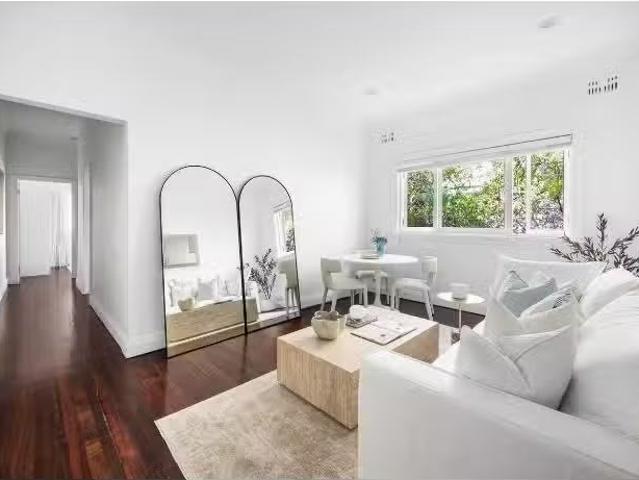 Apartment for rent in Seven Ways, Sydney