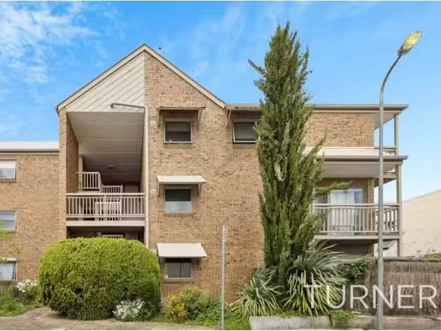 Apartment for rent in Adelaide