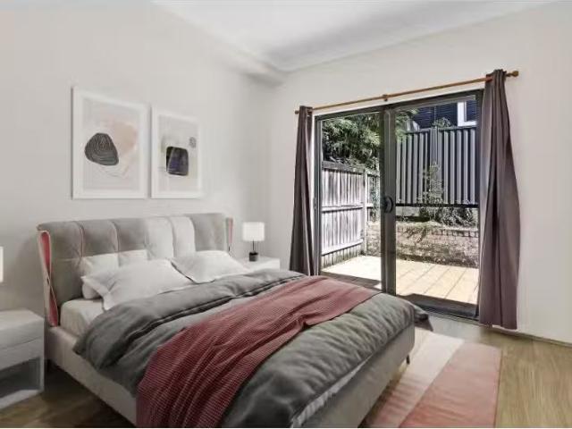 Apartment for rent in Lower North Shore, Sydney