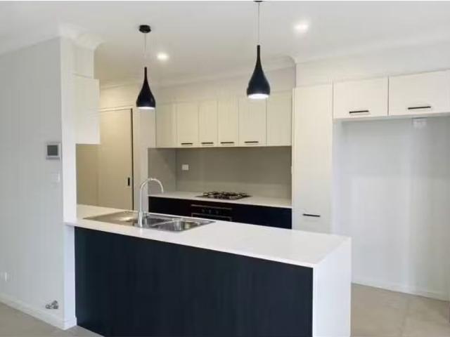 Condo for rent in Sydney, New South Wales
