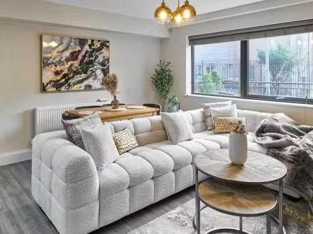 Apartment for rent in Chinatown, Calderstones