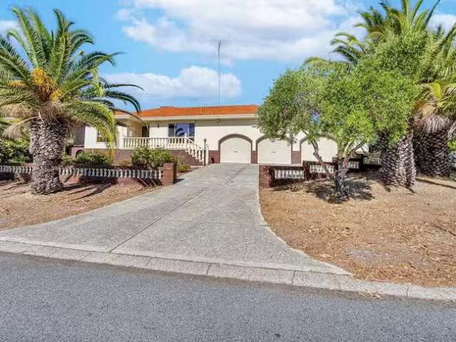 House for rent in Spearwood, Western Australia