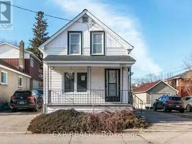 House for rent in Vanier, Ontario