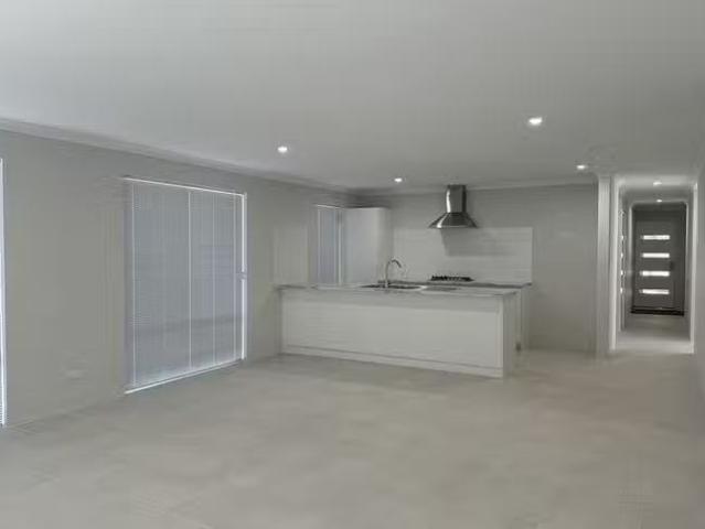 House for rent in Parklands, Western Australia