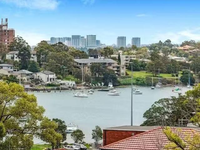 Condo for rent in Sydney, New South Wales