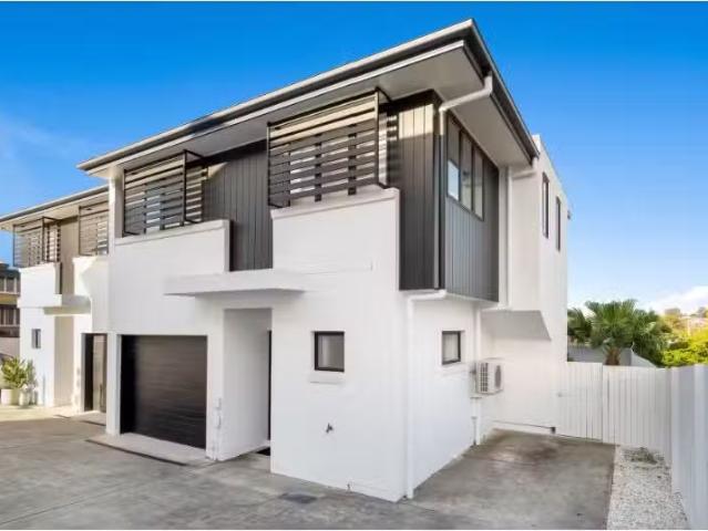 Condo for rent in Toombul, Queensland