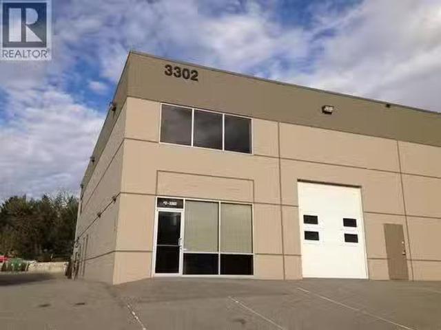 House for rent in Winfield, British Columbia