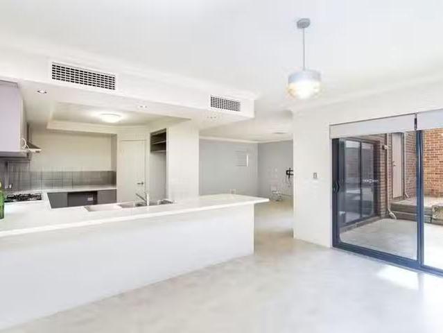 House for rent in Ardross, Western Australia