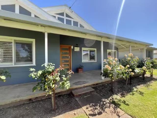 House for rent in Bedgerabong, New South Wales