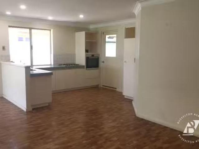 House for rent in Broadwater, Western Australia
