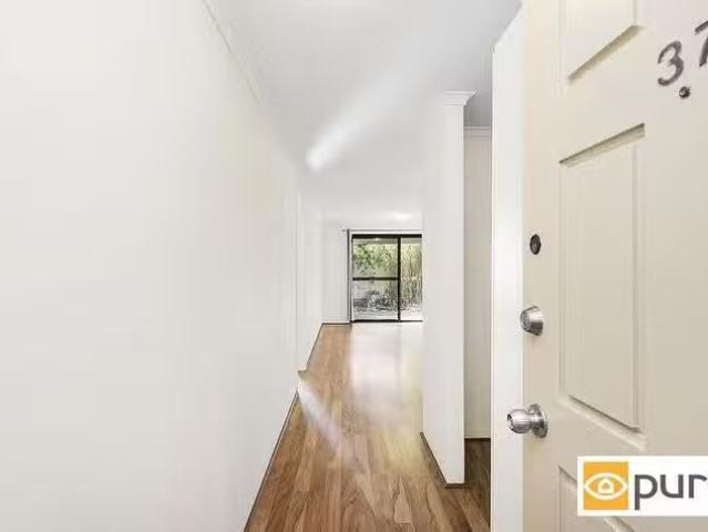 Apartment for rent in Leederville, Western Australia