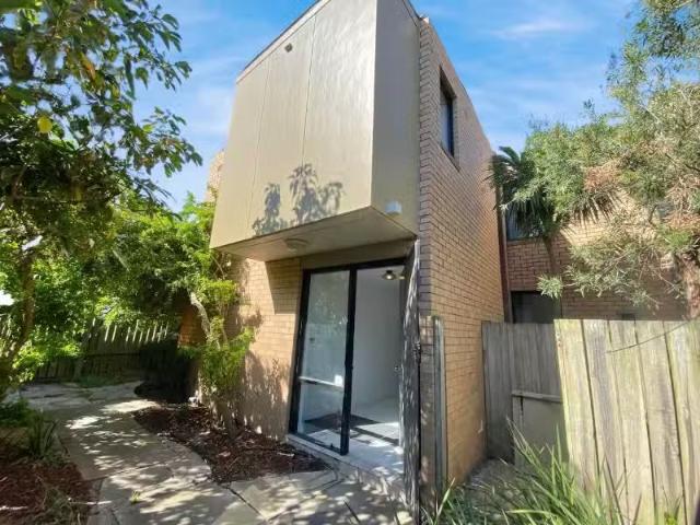 Condo for rent in Ambergate, New South Wales