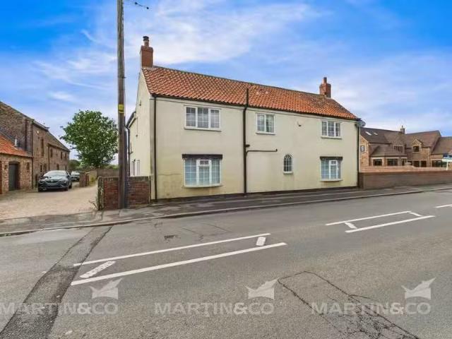 House for rent in Brunswick Park, Greater London