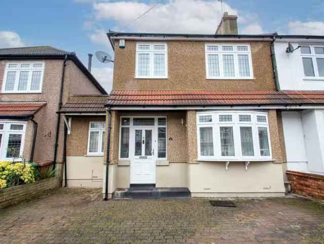 House for rent in Falconwood, Greater London