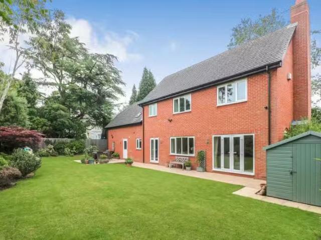 House for rent in Golders Green, Isle Of Man