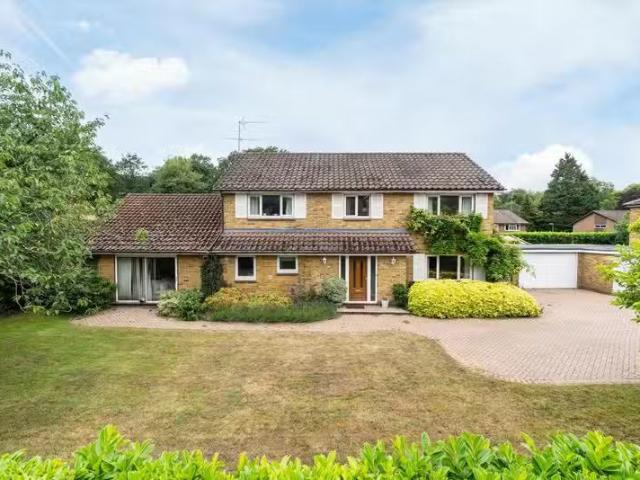 House for rent in Cobham, Elmbridge