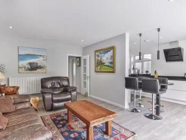 House for rent in Alder Hills, Poole