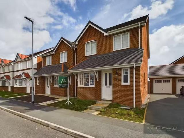 House for rent in Pulford, Cheshire