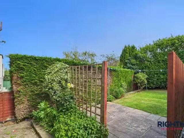 House for rent in Slack Side, West Yorkshire
