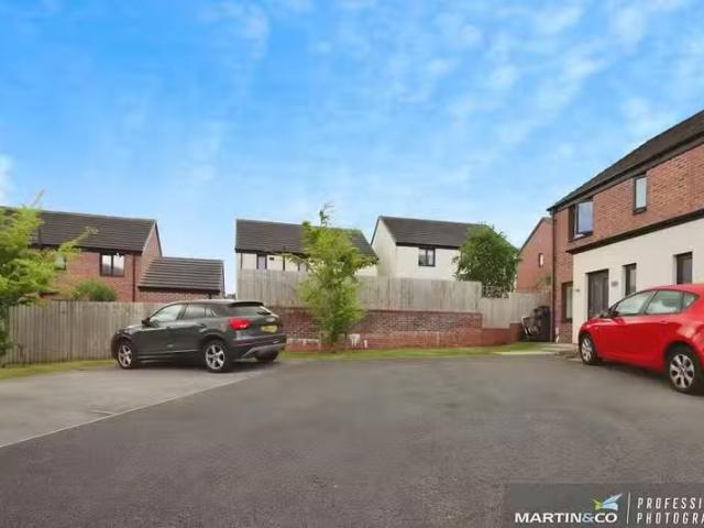 House for rent in Old St. Mellons, Falcon Lodge