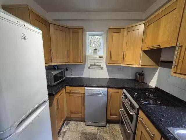House for rent in Five Acres, Hertfordshire