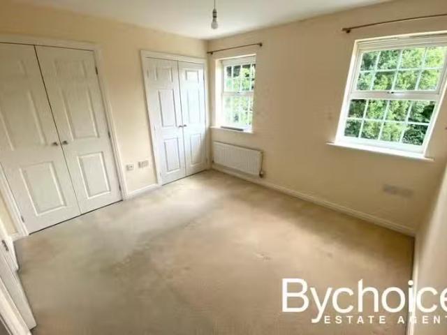 House for rent in Haughton Green, Greenheys
