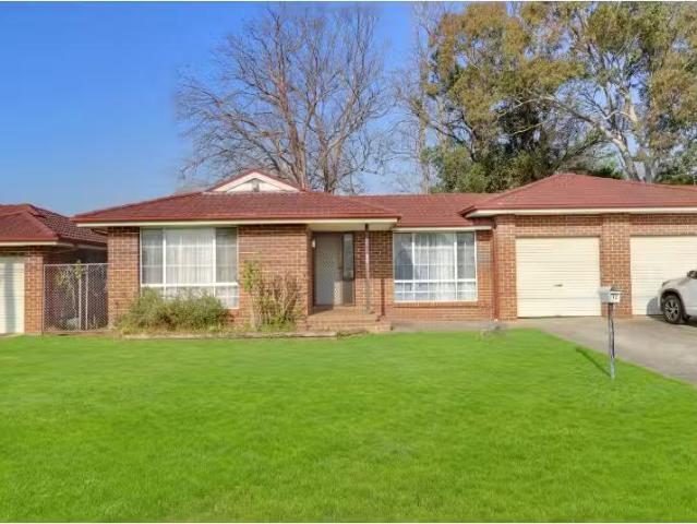Apartment for rent in Glenfield, Sydney