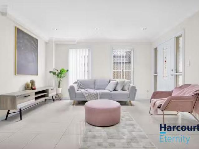 House for rent in Girraween, Sydney