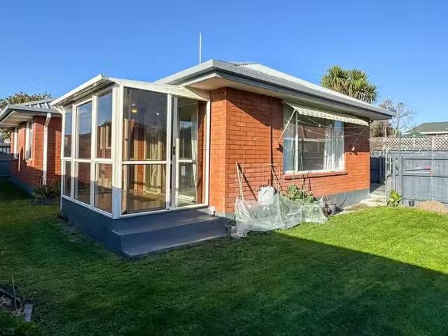 House for rent in Chaslands, Canterbury