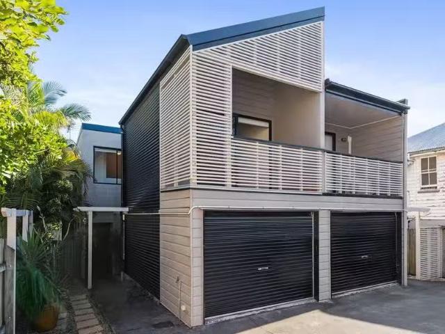 Condo for rent in Toombul, Queensland