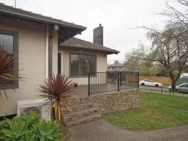 House for rent in Chadstone, Melbourne