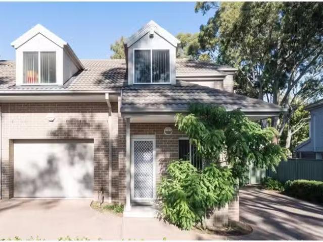 Condo for rent in Sydney, New South Wales