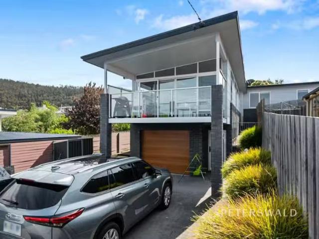 House for rent in Hobart, Tasmania